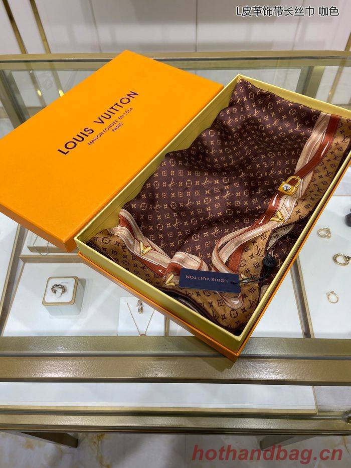 Louis Vuitton Scarf LVS00023